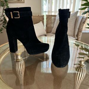 Black velvet boots new